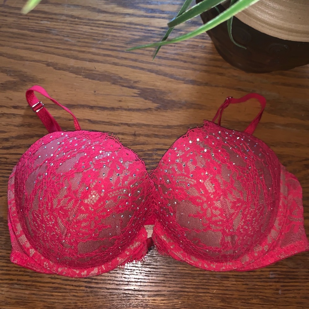 Very Sexy Victoria Secret Push Up Bra!